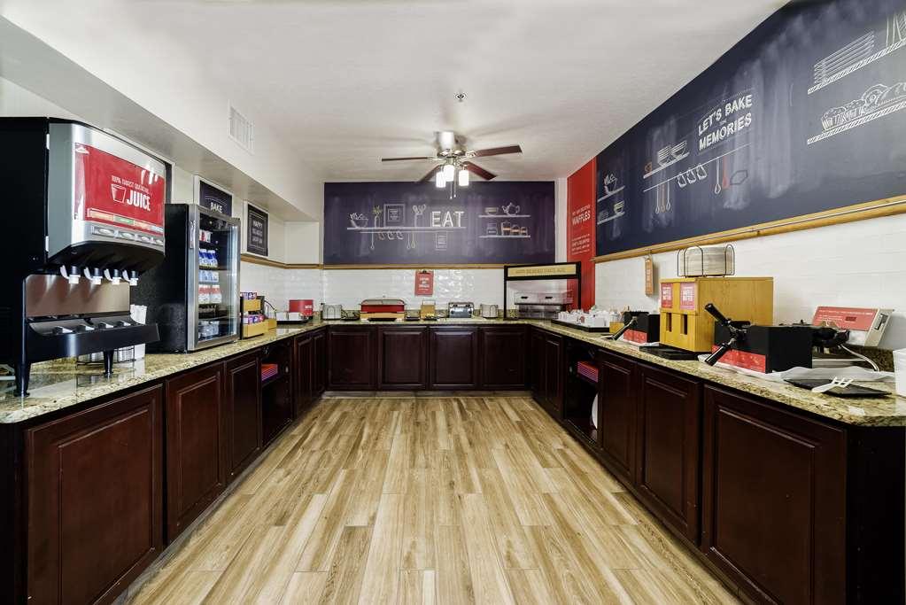 Hampton Inn Port Charlotte Restoran gambar